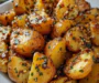 Garlic Butter Potatoes: Crispy, Buttery Roasted Perfection