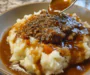 Ground Beef and Gravy Over Mashed Potatoes: Easy Weeknight Recipe